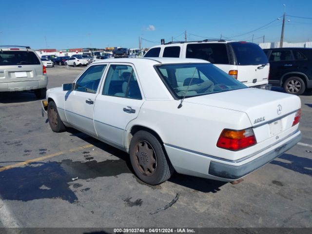 1992 MERCEDES-BENZ 400 WDBEA34E8NB755384 Photo 2