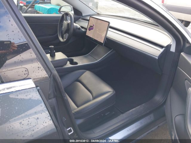 2020 TESLA MODEL 3 5YJ3E1EB0LF635661 Photo 4
