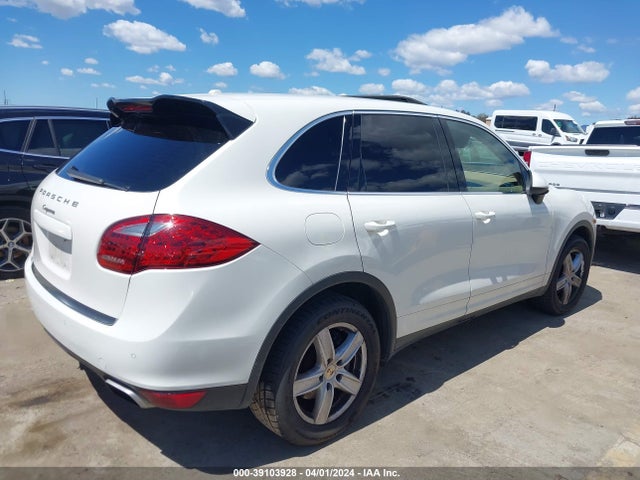 2012 PORSCHE CAYENNE WP1AA2A29CLA04921 Photo 3