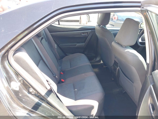 Toyota COROLLA LE 2018 5YFBURHE7JP801808 Image 8