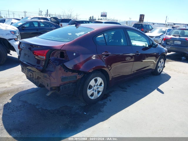 KIA FORTE LX 2017 3KPFK4A71HE154078 Image 4