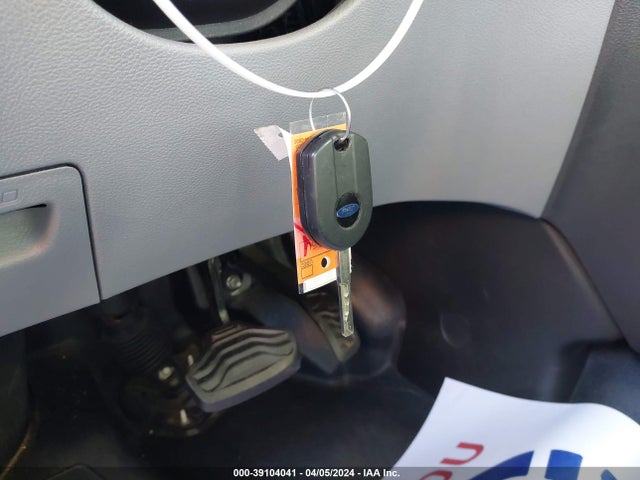 Ford Transit-250 2018 1FTYR2ZM8JKA21890 Image 11