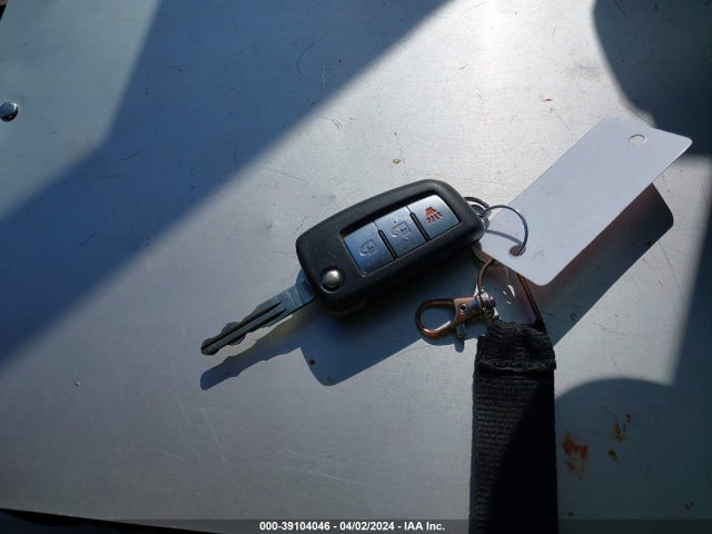 Nissan ROGUE S 2016 KNMAT2MV8GP647468 Image 11