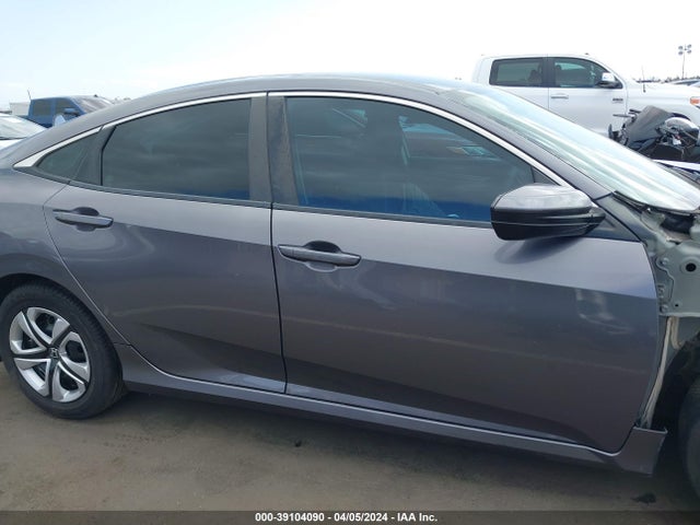 Honda Civic Lx 2018 19XFC2F50JE015249 Image 14