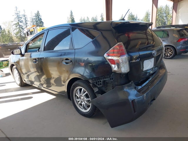 Toyota Prius V Three 2017 JTDZN3EU0HJ060226 Image 3