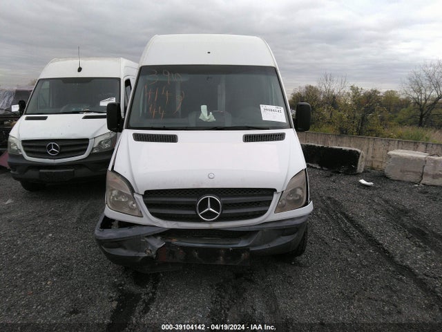 39104142 :رقم المزاد ، WD3PE8CB4C5671331 vin ، 2012 Mercedes-benz Sprinter 2500 High Roof مزاد بيع