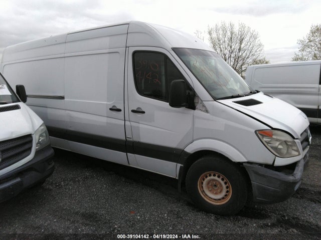 39104142 :رقم المزاد ، WD3PE8CB4C5671331 vin ، 2012 Mercedes-benz Sprinter 2500 High Roof مزاد بيع
