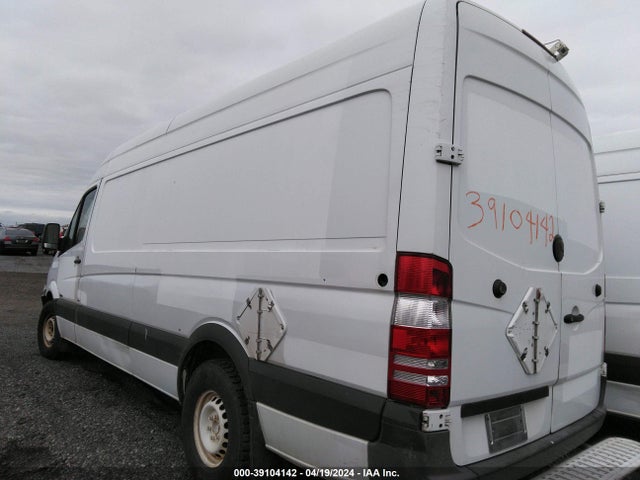 39104142 :رقم المزاد ، WD3PE8CB4C5671331 vin ، 2012 Mercedes-benz Sprinter 2500 High Roof مزاد بيع