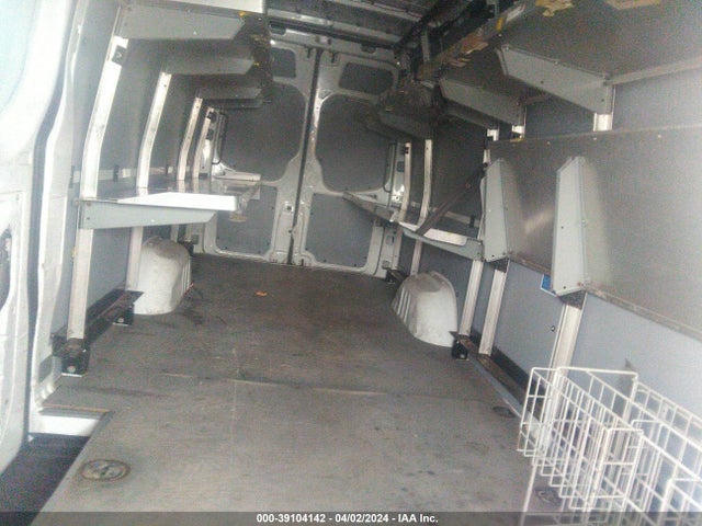 39104142 :رقم المزاد ، WD3PE8CB4C5671331 vin ، 2012 Mercedes-benz Sprinter 2500 High Roof مزاد بيع