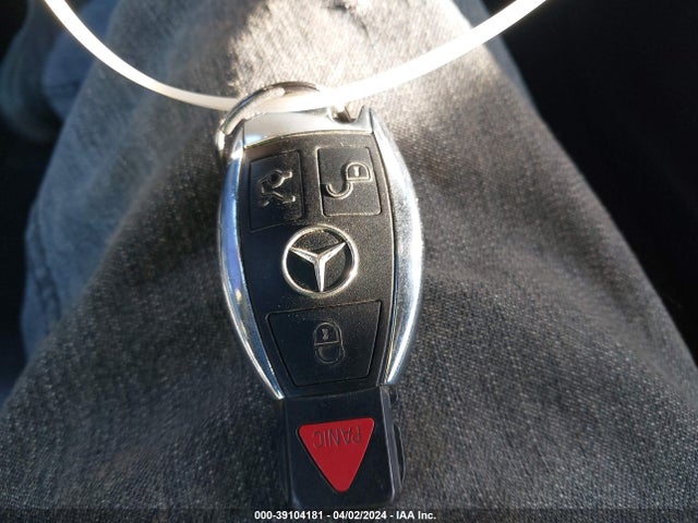 Mercedes-Benz E 350 2016 WDDHF5KB0GB213788 Image 11