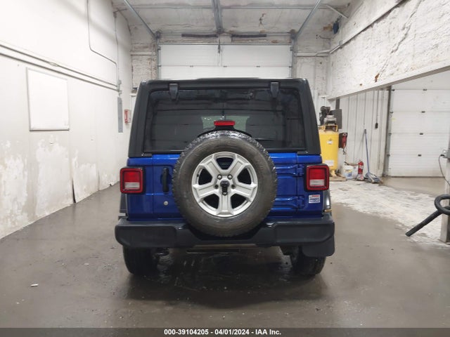 1C4HJXDG5JW171633 Jeep Wrangler Unlimited Sport S 4x4
