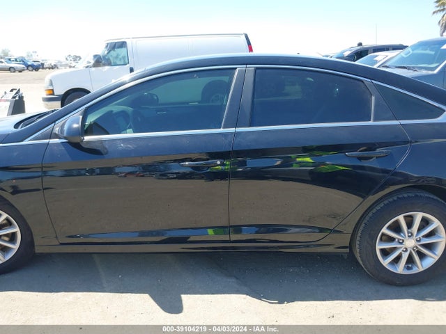 Hyundai SONATA SE 2019 5NPE24AF5KH750851 Image 14