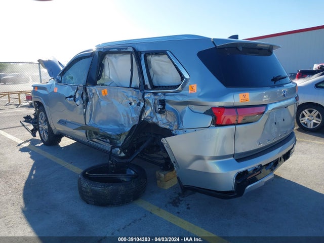 Toyota Sequoia Capstone 2024 7SVAAAAA2RX002678 Image 3