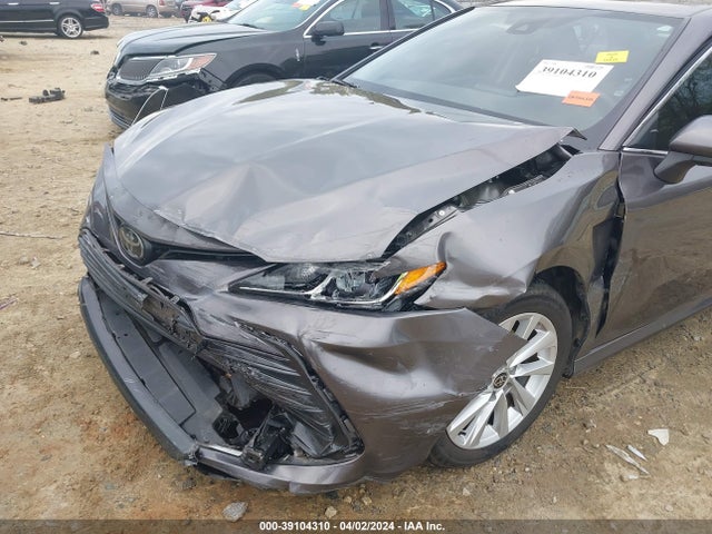Toyota CAMRY LE 2022 4T1C11AK5NU641463 Image 6