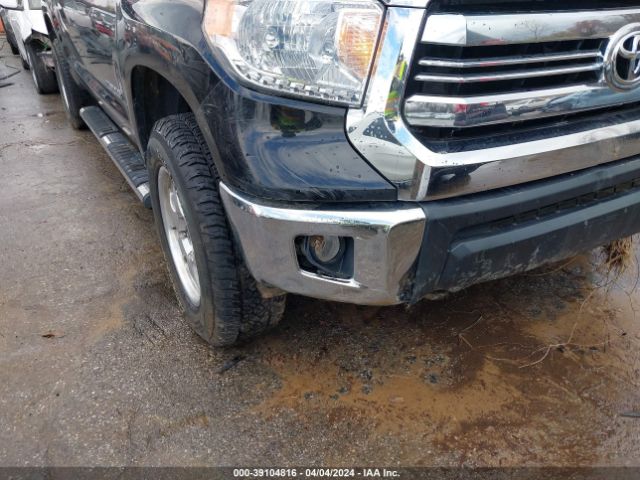5TFUM5F1XHX074015 Toyota Tundra Sr5 4.6l V8