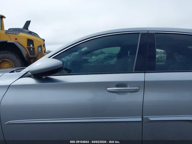 Honda Accord Sport 2018 1HGCV1F33JA090585 Image 14