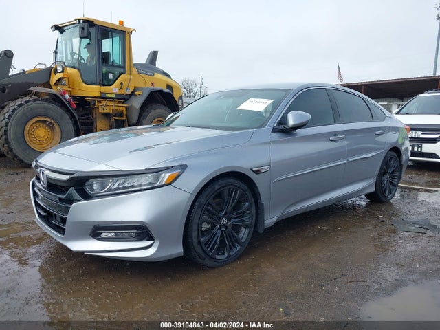 Honda Accord Sport 2018 1HGCV1F33JA090585 Image 2