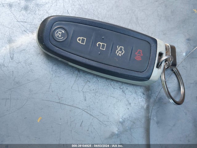 Ford Escape Titanium 2017 1FMCU0J96HUB46627 Image 11