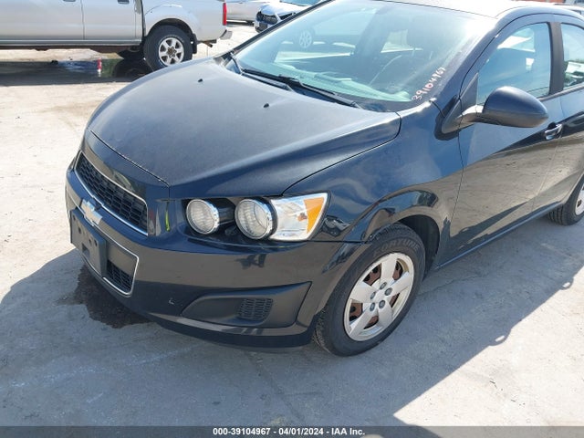 Chevrolet Sonic Ls Auto 2014 1G1JA5SH4E4171621 Image 6
