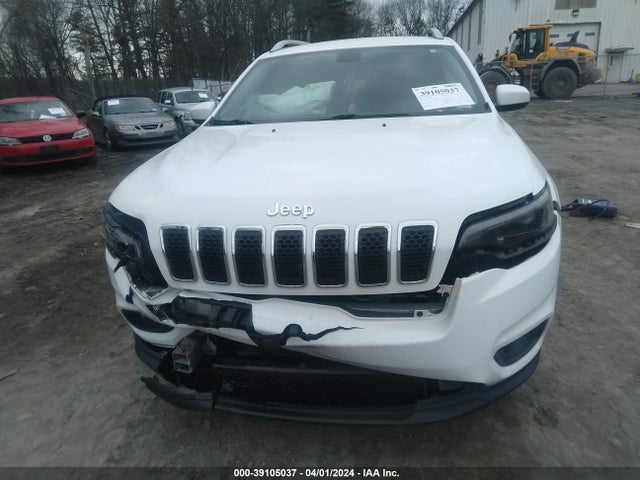 1C4PJLCB3KD376715 Jeep Cherokee Latitude Fwd