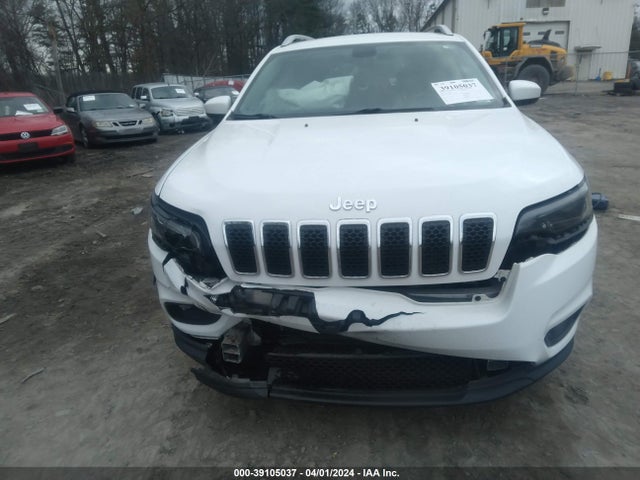 1C4PJLCB3KD376715 Jeep Cherokee Latitude Fwd