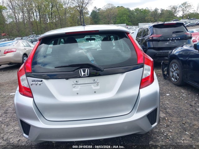 Honda FIT LX 2015 3HGGK5H55FM785113 Image 16