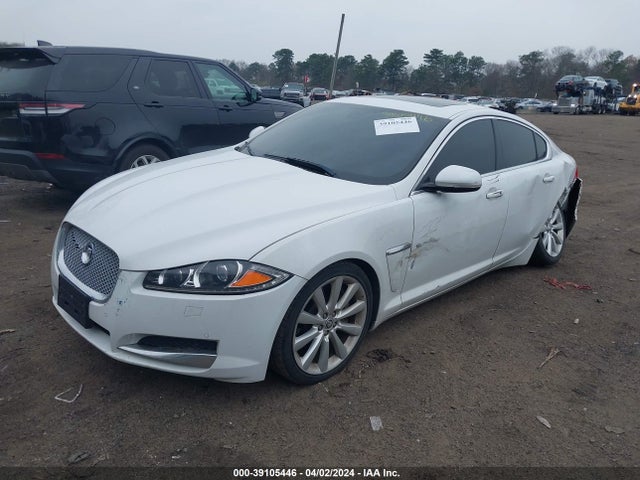 2012 JAGUAR XF SAJWA0FB6CLS39654 Photo 1