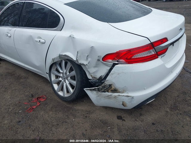 2012 JAGUAR XF SAJWA0FB6CLS39654 Photo 5