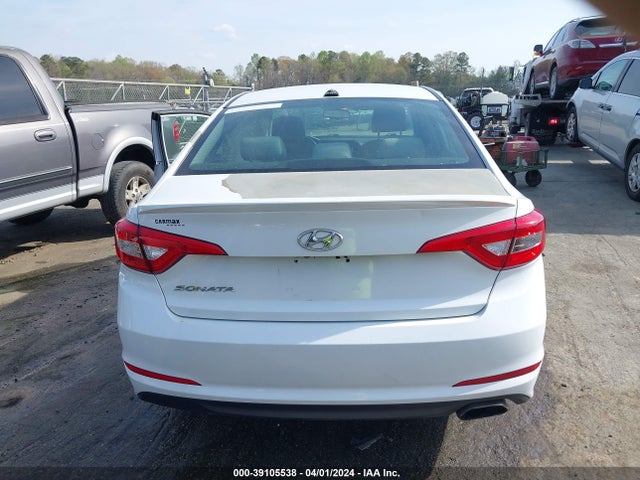 Hyundai SONATA SE 2016 5NPE24AF5GH315268 Image 15