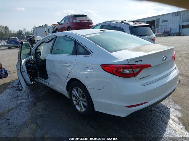 Hyundai SONATA SE 2016 5NPE24AF5GH315268 Image 3
