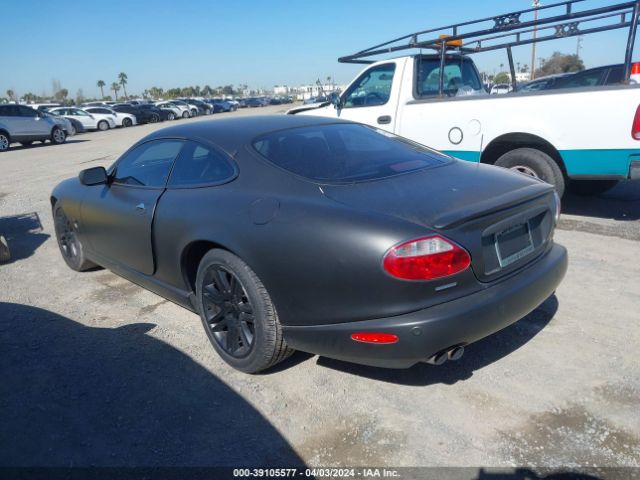 2005 JAGUAR XKR SAJDA41B853A39189 Photo 2