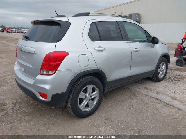 Chevrolet Trax Lt 2018 KL7CJLSB7JB724488 Image 4