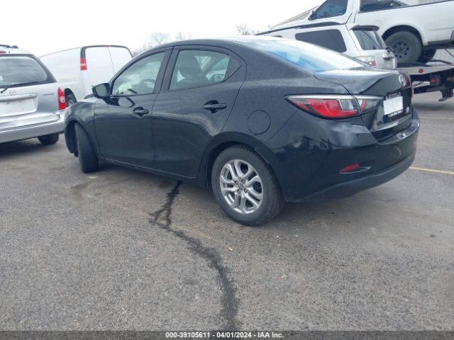 3MYDLBZV0GY111832 Scion IA
