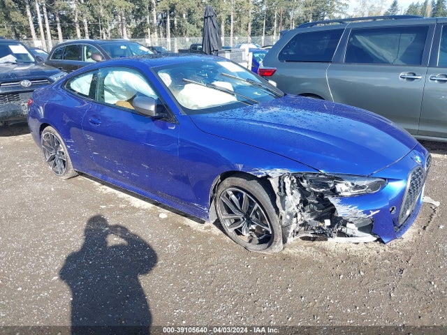 2022 WBA13AR05NCJ51861 main image