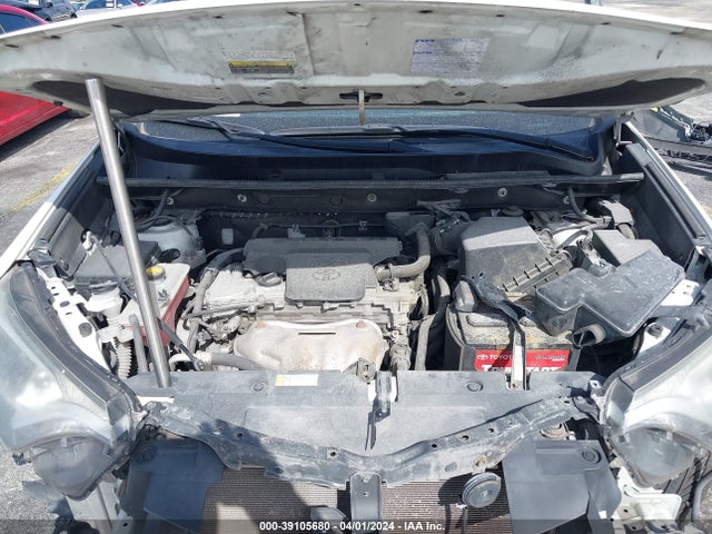 Toyota RAV4 LE 2017 2T3ZFREV9HW363323 Image 10