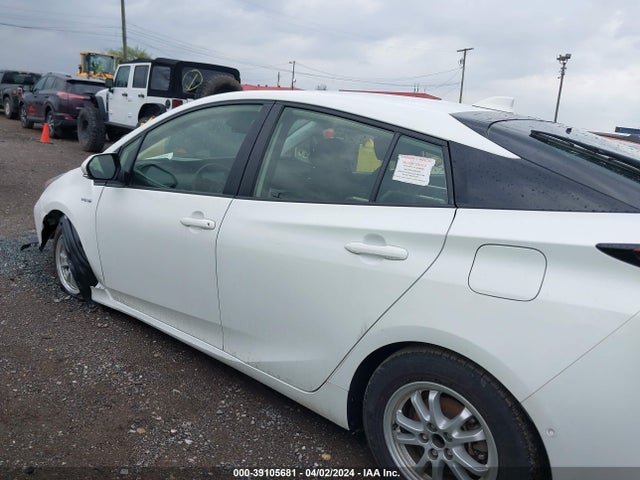 Toyota Prius Le 2022 JTDKAMFU2N3163973 Image 14