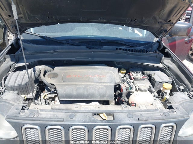 ZACCJBBB7JPH73421 Jeep Renegade Latitude 4x4