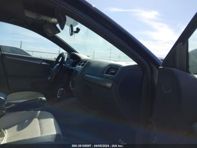 3VWD17AJ0GM378287 Volkswagen Jetta 1.8t Sport