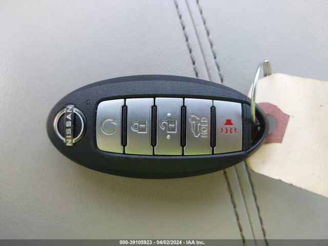 5N1DR3BD8NC260978 Nissan Pathfinder Sv 4wd