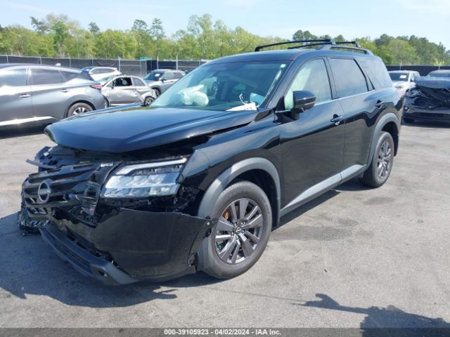 5N1DR3BD8NC260978 Nissan Pathfinder Sv 4wd
