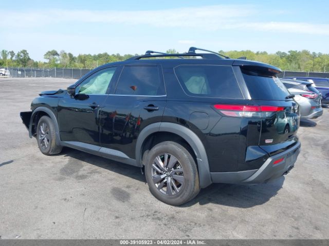 5N1DR3BD8NC260978 Nissan Pathfinder Sv 4wd