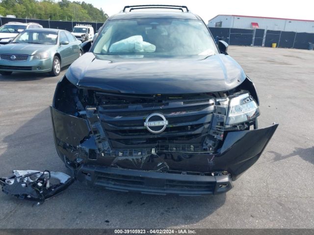 5N1DR3BD8NC260978 Nissan Pathfinder Sv 4wd