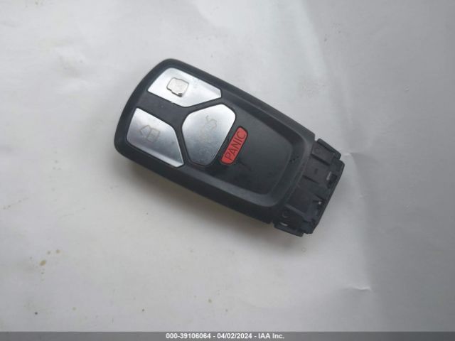 WA1BNAFY0J2240016 Audi Q5 2.0t Premium/2.0t Tech Premium