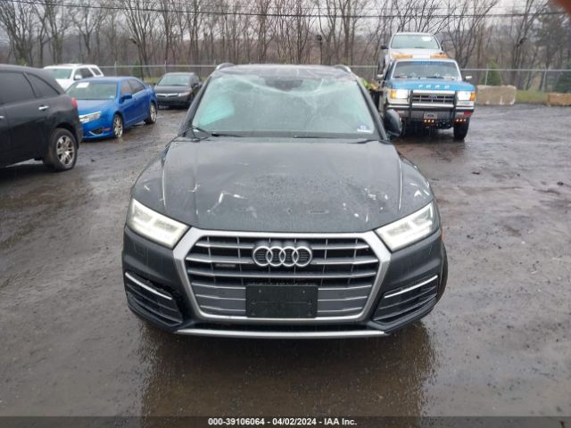 WA1BNAFY0J2240016 Audi Q5 2.0t Premium/2.0t Tech Premium