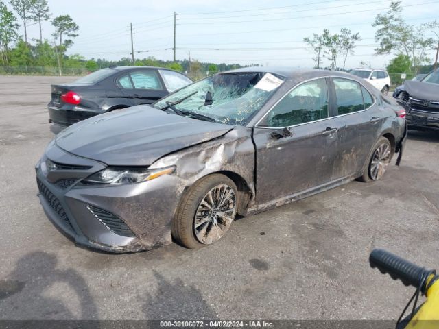 4T1G11AK2LU961225 Toyota CAMRY SE