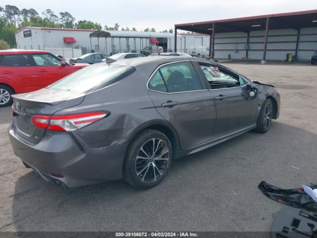 4T1G11AK2LU961225 Toyota CAMRY SE