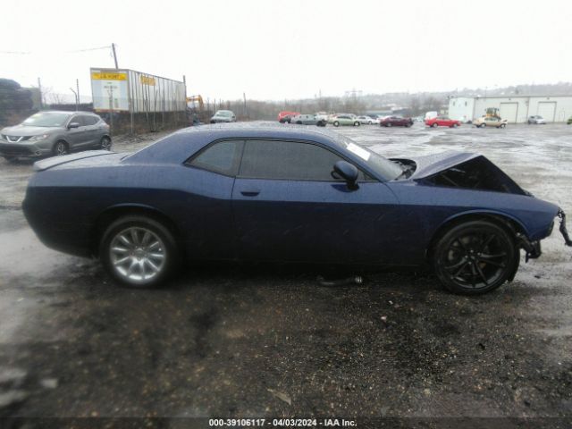 2C3CDZAG3HH613517 Dodge Challenger Sxt Plus