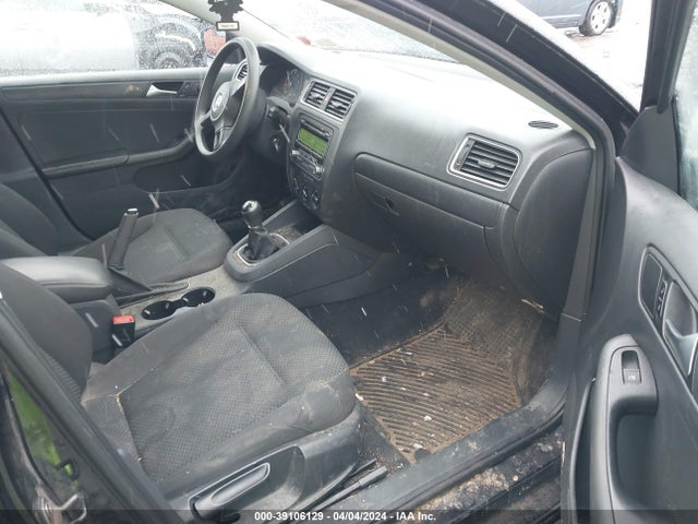 3VW1K7AJ1EM331170 Volkswagen Jetta 2.0l S