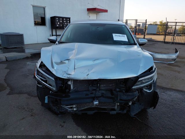1VWDT7A33HC078077 Volkswagen Passat 1.8t R-line