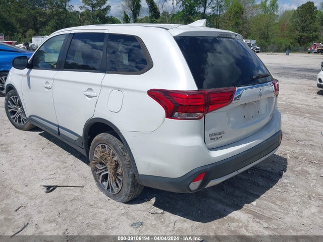 JA4AD2A33HZ057419 Mitsubishi Outlander Es